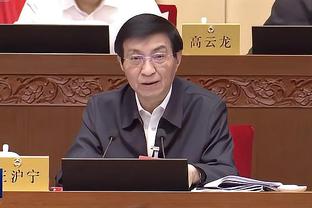 KD谈格莱姆斯三分6中3：他没有运球罚球助攻之类 却能投三分？